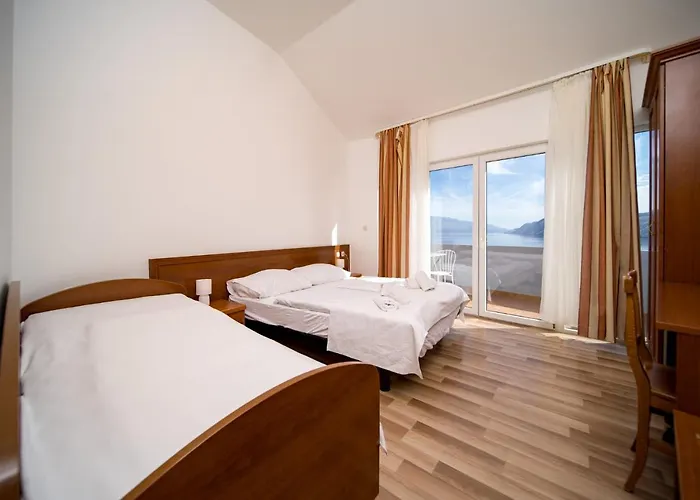 Pansion Lavanda Gæstehus 4*