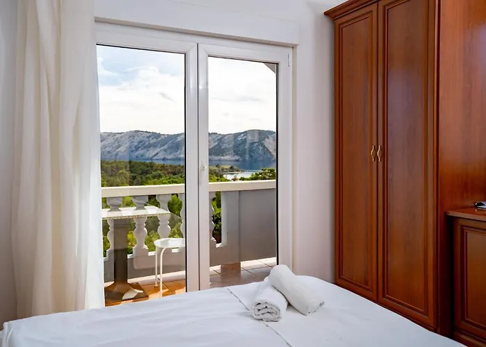 Pansion Lavanda 4* Lopar